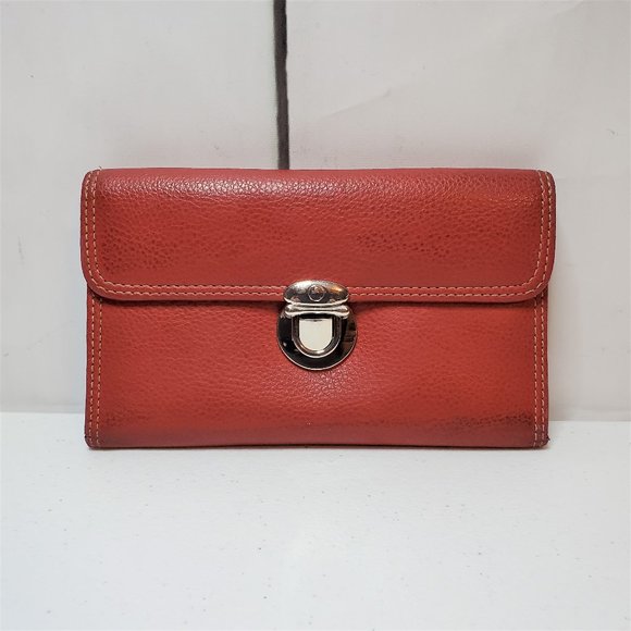 Unbranded Handbags - *SOLD* Pebbled Faux Leather Bi-Fold Wallet Organizer